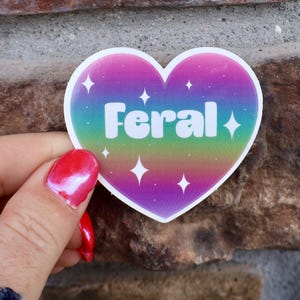 Pegatina impermeable de corazón salvaje para tu botella de agua