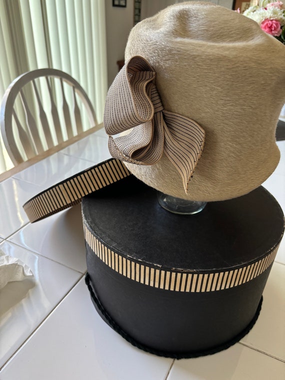 Jan Leslie hat from 1950’s1960’s Gem