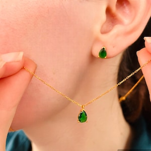 Drop Emerald Wedding Necklace Stud Earrings Jewelry Set Drop Green Emerald Necklace Earrings Set Gift For Her Mommy Gift Emerald Green Gifts