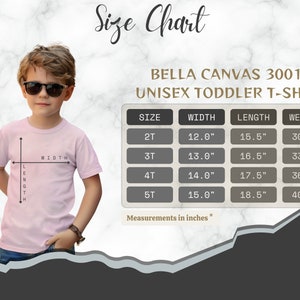 Pu&ograve; includere: Tabella delle taglie per t-shirt unisex per bambini piccoli Bella Canvas 3001T. La tabella mostra le taglie 2T, 3T, 4T e 5T con le misure corrispondenti di larghezza, lunghezza e peso in pollici.