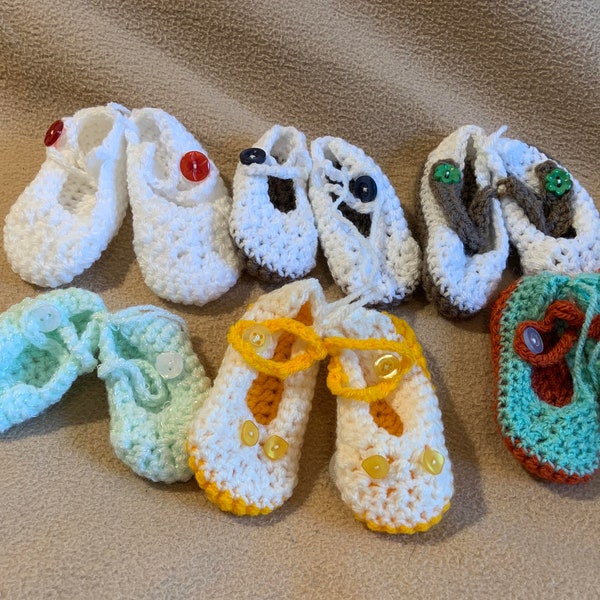 Babyschuhe (selbstgehäkelt, Neugeborene)