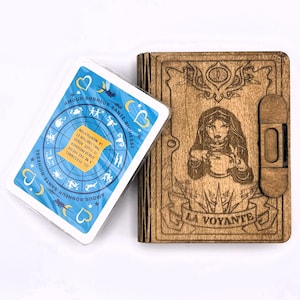 Carte La Voyante - Dans une boîte en bois personnalisable - Oracle divinatoire – Cartomancie