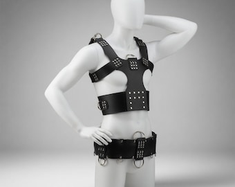 Set di pettorina in pelle nera con cintura borchiata e bretelle – Vera pelle regolabile