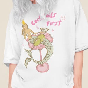 Comfort Color Cute Mermaid Cocktail T-Shirt Funny Beach Party Tee, Summer Party Shirt , Ocean Vibes Shirt,Coastal Drinking Tee Gift for Her