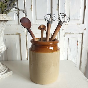 old English preserving jug, Moira storage pot, glazed lard pot, stoneware, earthenware, confit pot, vintage, brocante, country house