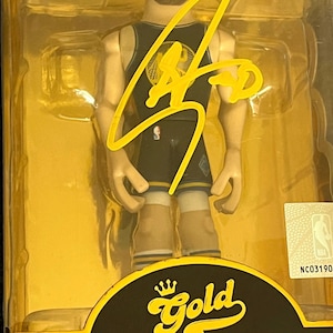 Stephen Curry signed FUNKO POP with coa!
