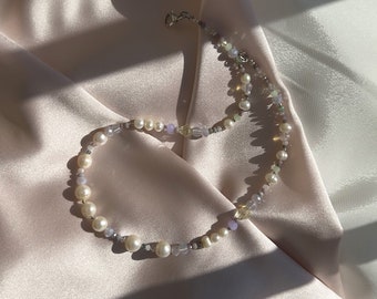 Dainty Beaded Pearl Necklace for Woman Festive Necklace for the Holiday Celebration Gift idea for Sister Elegant and timeless Jewelry