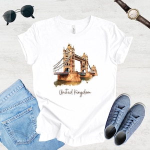 United Kingdom London Bridge T-Shirt, Unisex UK Travel Tee, Iconic British Landmark Shirt, England Tourist Souvenir Gift, Unisex