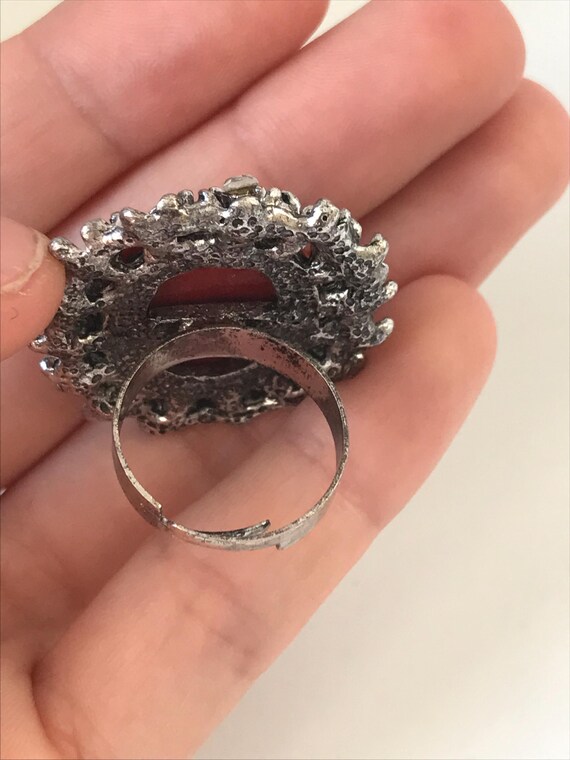 Adjustable Statement Ring With Lucite Plastic Cen… - image 4