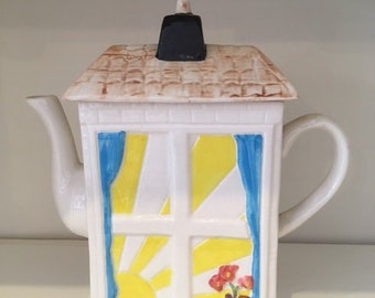 Retro Teapot - porcelain