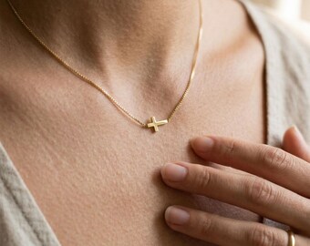 Stainless Steel Necklace for Women with Cross – 18K Gold Plated, Gift for Her【XL20】