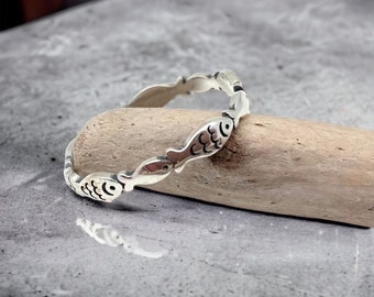 Anello di pesce in argento - Stile nautico - Realizzato a mano - Idea regalo a tema oceano - Unico - Gioielli di pesce - Argento sterling 925