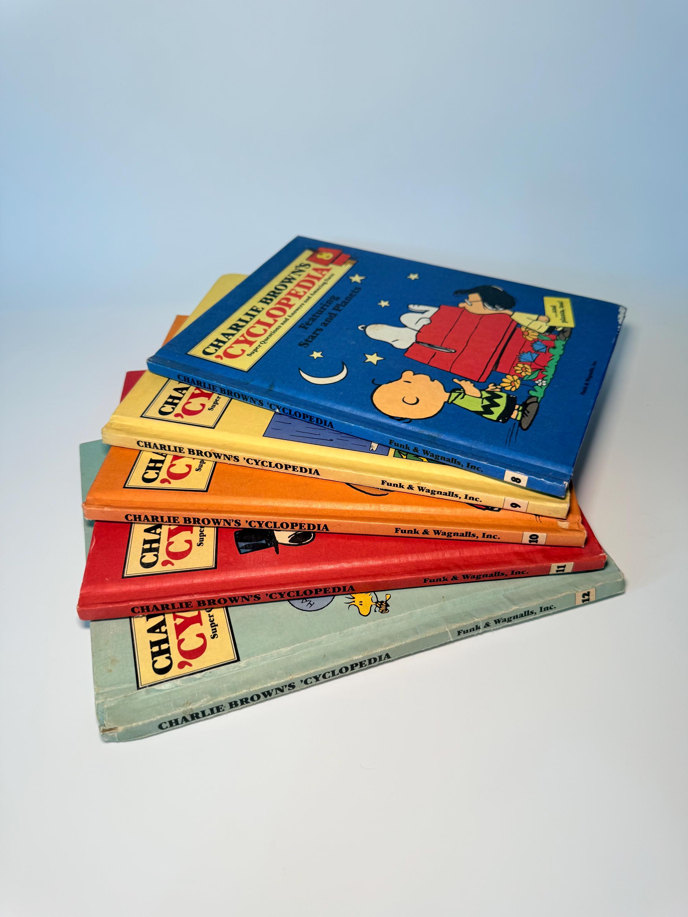 Vintage 1980s Charlie Brown's 'cyclopedia Book Collection- Set of