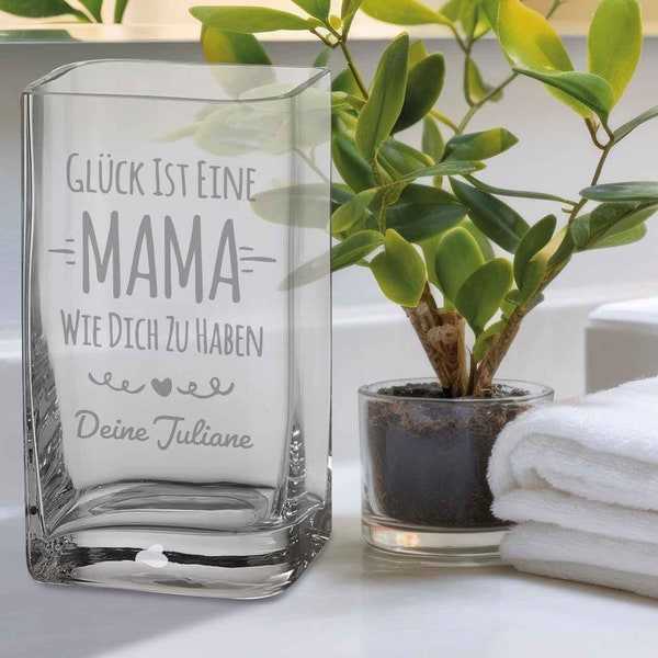 Personalisierte Blumenvase - Glück ist eine Mama - Personalisiert mit Namen - Modern Design Vase - Personalisierte Geschenke für Frauen
