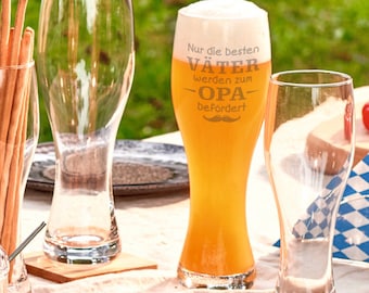 Weizenglas mit Gravur - Nur die besten Väter werden zum Opa befördert - Geschenk für Männer - Vatertagsgeschenk - 0,5l Bierglas