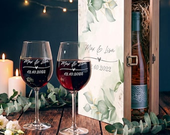 Gepersonaliseerde wijnglazen met gravure - Wedding Love - met namen en datum - Huwelijksgeschenkset voor bruid en bruidegroom - Glazen cadeau