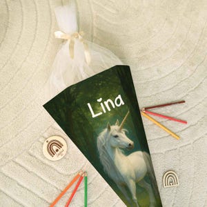 Cône scolaire imprimé - Forêt de Licornes - Personnalisé avec nom - Cadeau pour la rentrée scolaire - Cône de bonbons hexagonal pour garçons et filles
