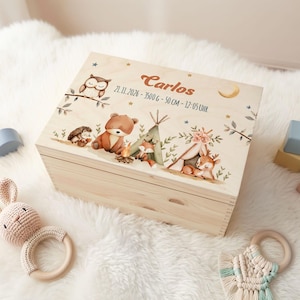 Coffret souvenir personnalisé avec nom et date - Animaux en camping - Coffret en bois - Coffret à souvenirs de naissance - Baptême - Coffret cadeau pour bébé