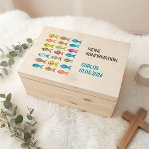 Erinnerungskiste personalisiert mit Name & Datum - Bunte Fische - Holzkiste - Erinnerungsbox zur Taufe, Kommunion, Konfirmation Geschenkbox