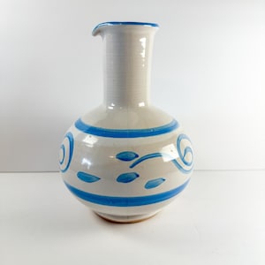Vintage Bennett Welsh 1972 Pacific Stoneware Pottery Vase Jug Pitcher Blue/White