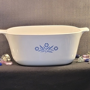 Late 1960's Classic Corning Ware 2 1/2 Quart - Blue Cornflower P-2 1/2-B Casserole Dish NO Lid