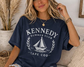 Camiseta Kennedy Summer Club Cape Cod / Camisa náutica vintage con diseño de velero