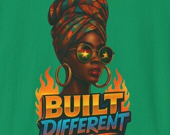 Camiseta de mujer afrocéntrica: Arte del Orgullo Negro - Melanin Queen Empowerment