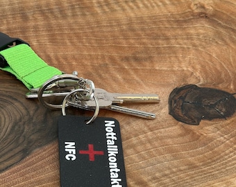 Child care // Emergency contact // NFC // RFID // Key // Pendant // School // Motorcycle // Bicycle // Accident