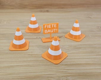 Fiete // Accessories // Christmas // Pylons // Traffic Cones // Gnomes
