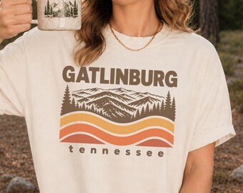Gatlinburg Tennessee Comfort Colors® Shirt, Vintage Gatlinburg Tennessee Sunset Wave T-Shirt, Visit Gatlinburg Tennessee Travel Tee