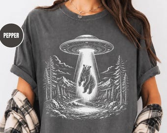 Alien UFO Bear National Park Comfort Colors® Shirt, Vintage Extraterrestrial National Park T-Shirt, Funny Sci Fi Outdoor Forest Tee