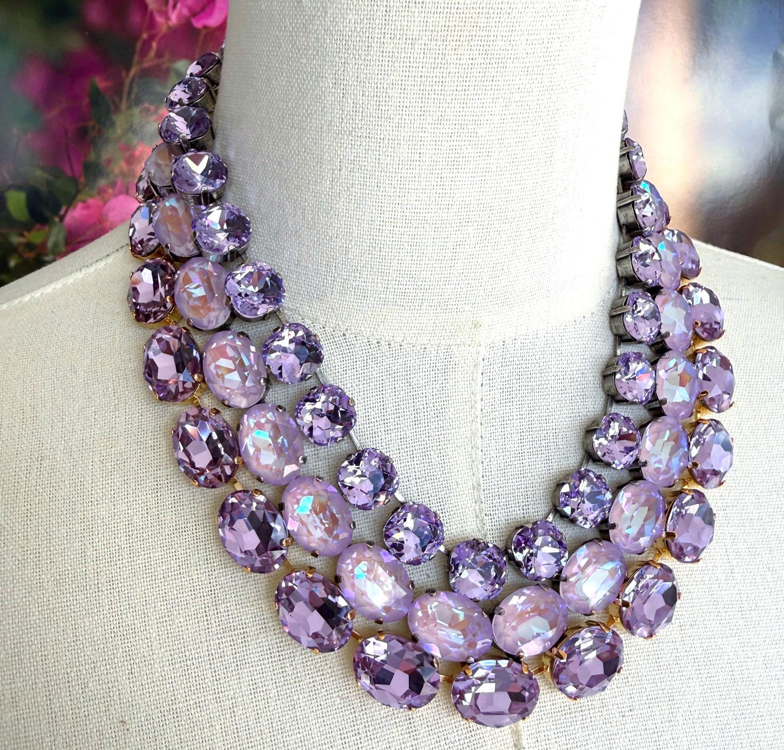 Purple bridal and special occasion jewelry - Anna Wintour Swaroivski lavender necklace
