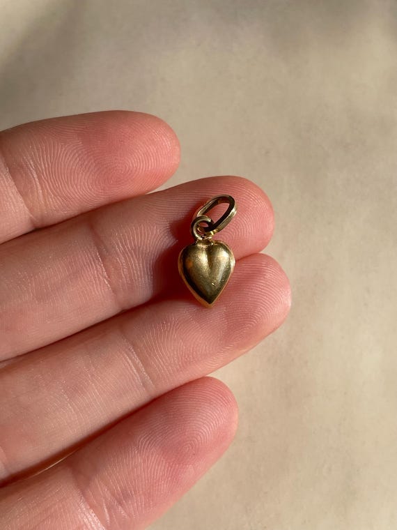Solid Gold Vintage Charms - image 6
