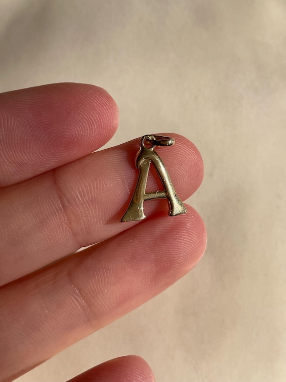 Solid Gold Vintage Charms - image 8