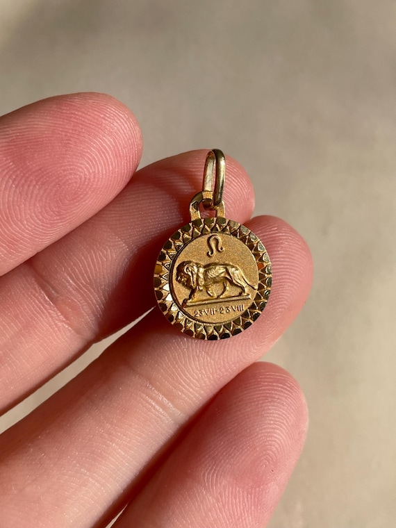 Solid Gold Vintage Charms - image 9