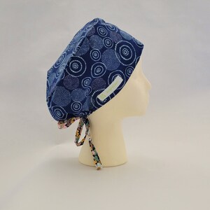 BrightCaps Surgical Hat Blue circle with floral contrasting adjustable ties