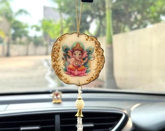 Handmade Ganesha Car Charm – Resin, Gold Flake Edge, Pearl Tassel
