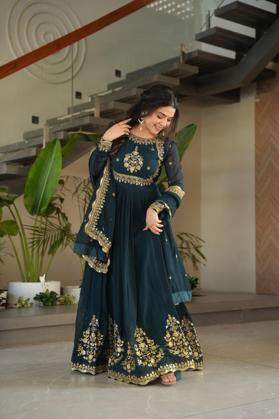 green emerald velvet dress Persian Green Banarasi Georgette Dress with Gold Net Duppatta main image 1