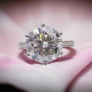 Pierścionek zaręczynowy Brilliant Round Cut Moissanite, pierścionek zaręczynowy 3CT, pierścionek zaręczynowy Solitaire Accent z sześcioma zębami, pierścionek z litego białego złota 14K