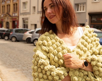 Super grobstrick Strickjacke, luftige Strickjacke, super angesagte, handgestrickte übergroße Damen-Strickjacke, handgestrickte Jacke, Ballon-Ärmel-Strickjacke