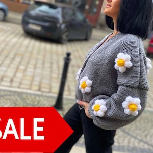 Floral summer cardigan with 3D flowers, Daisy Chunky Gray Cardigan, Handmade Sweater for Women, Daisy Knit Jacket, Best Gift For Her