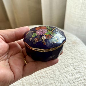Vintage Porcelain Trinket Dish | Pill Box | Jewelry Holder | Floral Design
