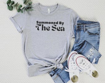 Camiseta gráfica de bruja marina: camisa de brujería oceánica mística