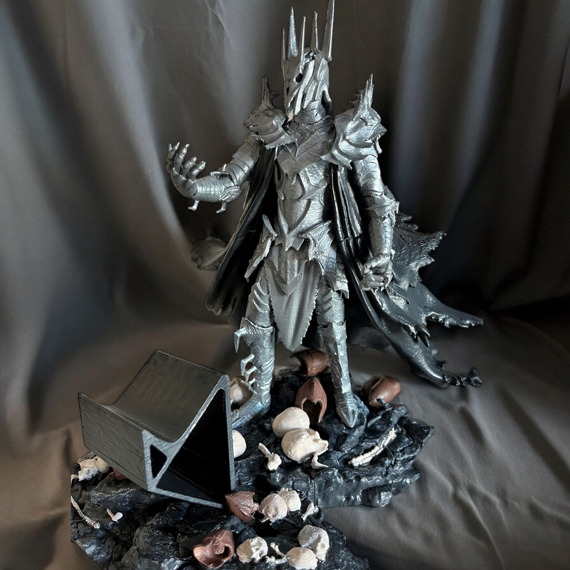 Customizable Sauron Controller Stand Epic 3D Printed Holder for Xbox ...