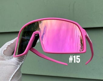 Wraparound High-Performance unisex Sports Eyewear.  UV Protection Sports Sunglasses.  Sport Cycling Sunglasses.
