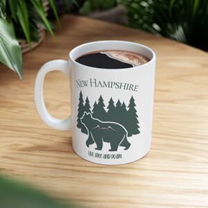 New Hampshire Bär Keramiktasse - Perfektes Geschenk für Naturliebhaber, Kaffeeliebhaber, Outdoor-Enthusiasten, Wandern, Housewarming