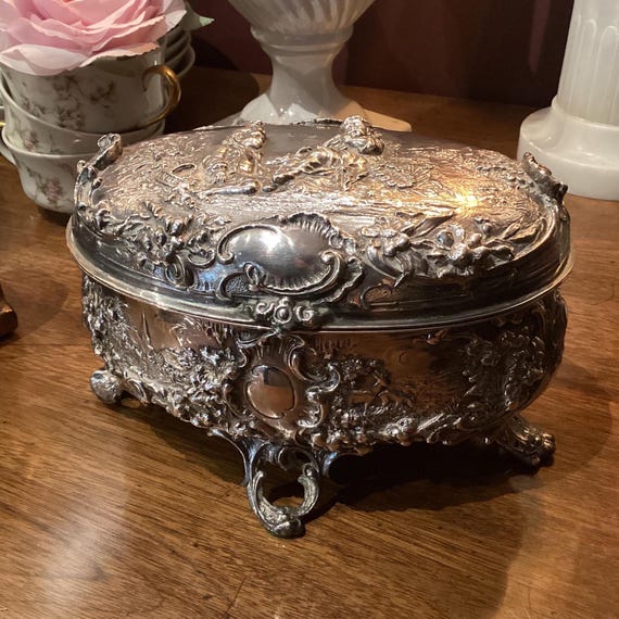 Sterling silver repousse box - image 1