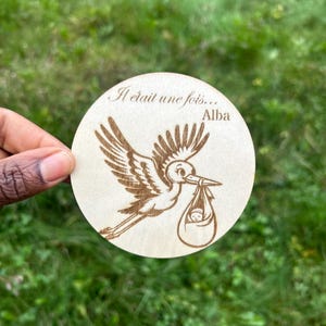 Carte Bienvenue bébé | Carte en bois personnalisée | cadeau naissance | Carte étape bébé