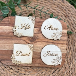 Marque place en bois en forme ronde ou carre Personnalisable, Marque place personnalisé, marque place bois, marque place mariage.
