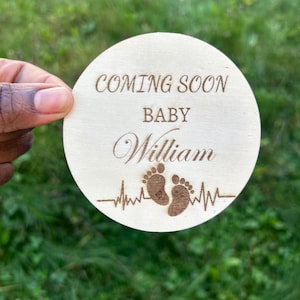 Carte annonce de grossesse de bébé, carte en bois bébé, date d'accouchement, à venir, annonce de grossesse, carte de bébé avec nom, arrivée.